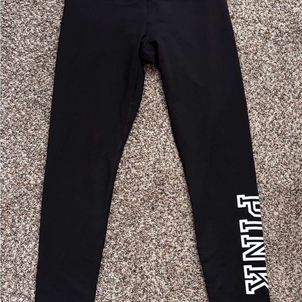 NWOT VS PINK Black Cozy Fleece Lined Leggings. Large